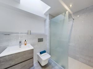 Photo 4- click for photo gallery